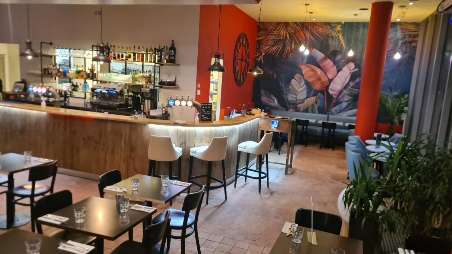 Restaurant/Event room/Terrace