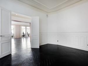 Loft Élégant du 19e Siècle à Paris pour Événements Privés et Célébrations