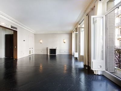 Elegant 19th Century Loft in Paris for Private Events & Celebrations