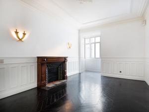 Loft Élégant du 19e Siècle à Paris pour Événements Privés et Célébrations