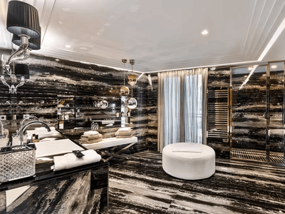 Luxury 4 bedrooms Suite