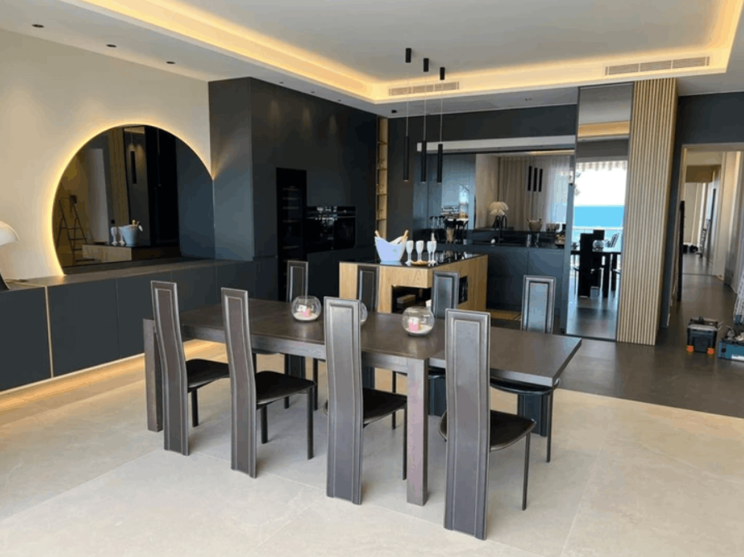 Modern Sea-View Apartment on the Croisette for Boutique Cannes Events