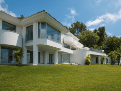 Expensive Cannes Villa with Sea Views, Pool & Gardens for Prestigious Events
