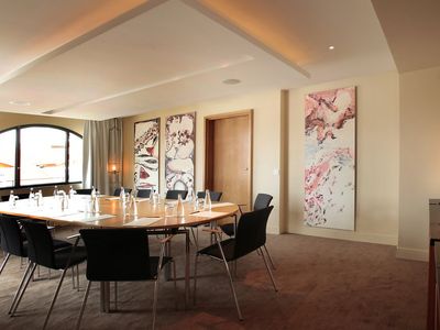 Meeting room with private terrace in the heart of Cannes