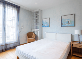 2 bedrooms apartment with 2 bathrooms