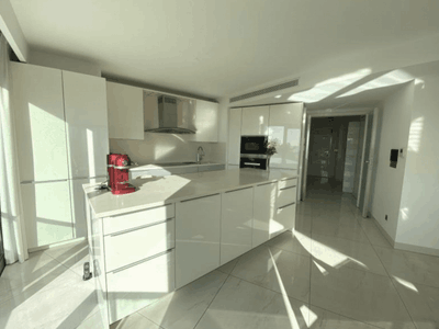 Appartement lumineux à Cannes avec vue sur le Palais – Pour événements privés