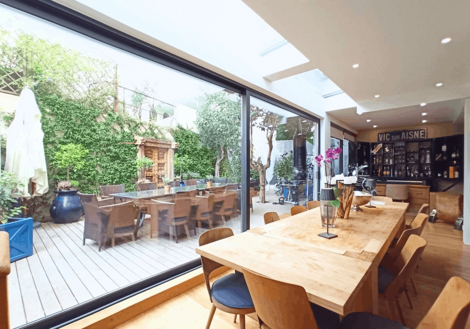 Modern 5-Bedroom Apartment in Cannes – Events up to 50 Guests