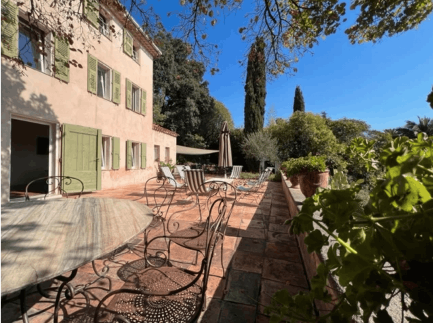 Authentique villa provençale près du centre de Cannes pour des événements intimes