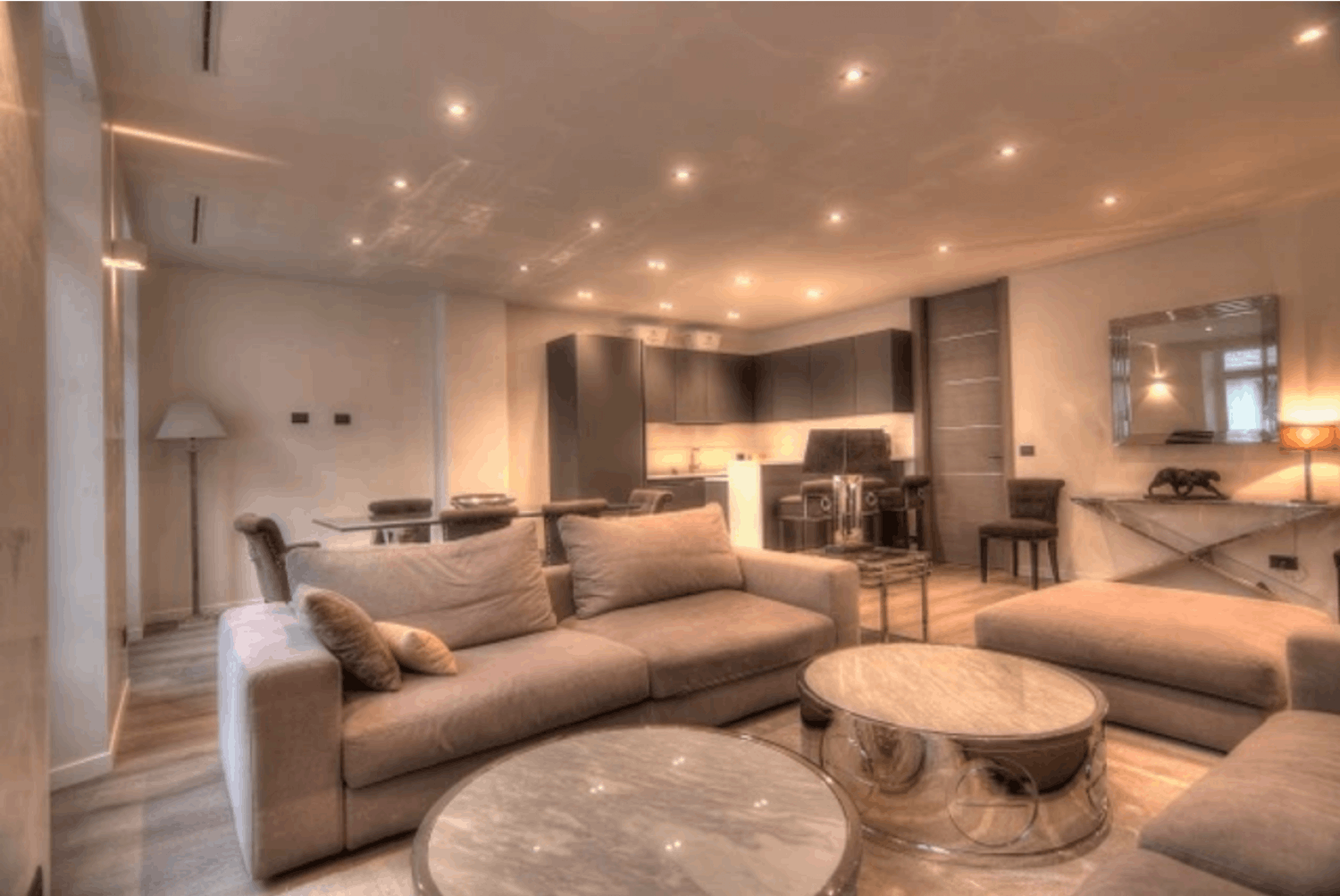 Modern 4-Bedroom Suite in Cannes – Events up to 30 Guests