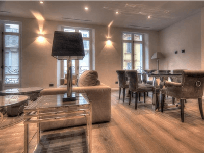 Modern 4-Bedroom Suite in Cannes – Events up to 30 Guests