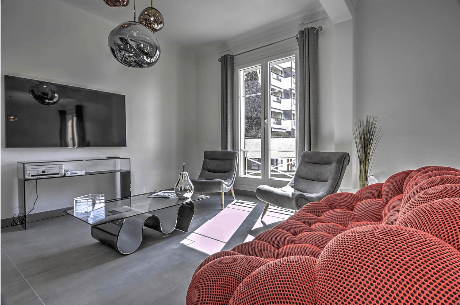 4-Bedroom Cannes Apartment – Event Space for Parties & Dinners

