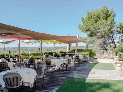 A charming hotel in the heart of Provence