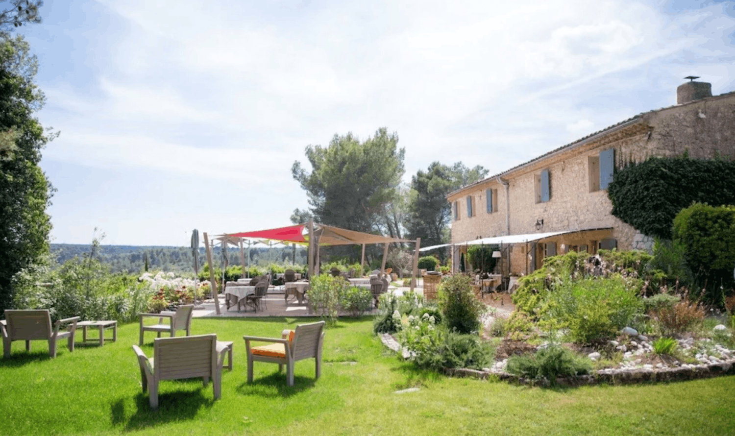 A charming hotel in the heart of Provence