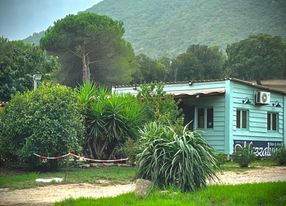 Atypical restaurant near Ajaccio