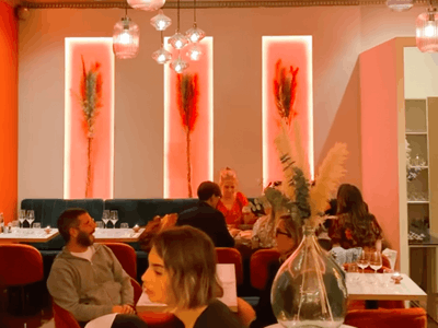 Charmant restaurant de Cannes près du Palais pour les événements privés et d'entreprise