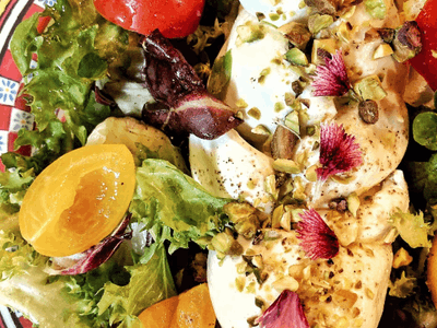 Italian restaurant near Garibaldi & Place du Pin