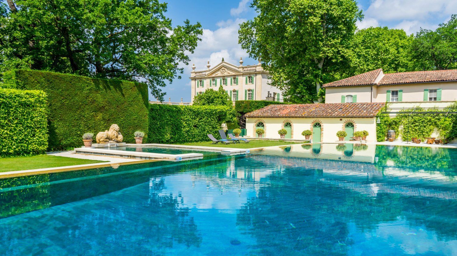 Château in Provence with 20-acre grounds