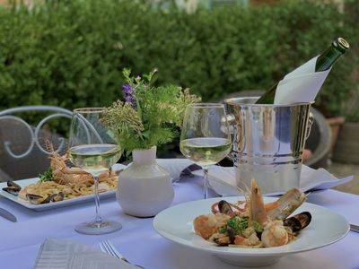 Superb terrace in the heart of Nice