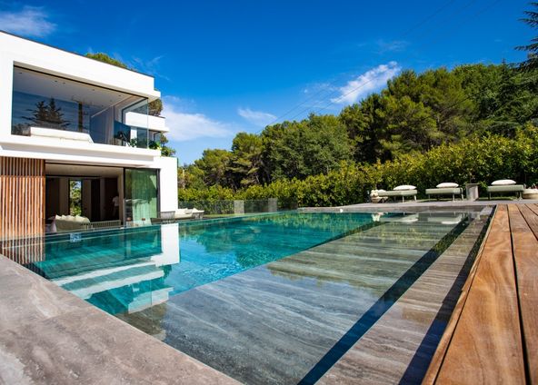 Contemporary architect villa Cannes