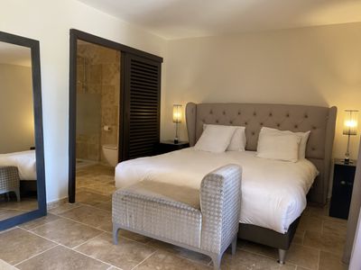 Estate with hotel in the South