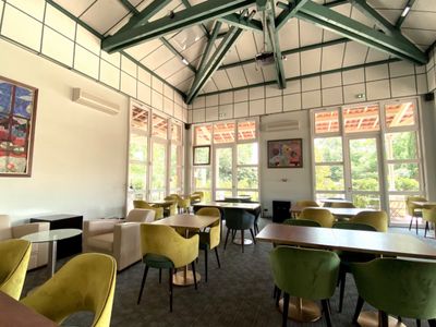 Estate with hotel in the South