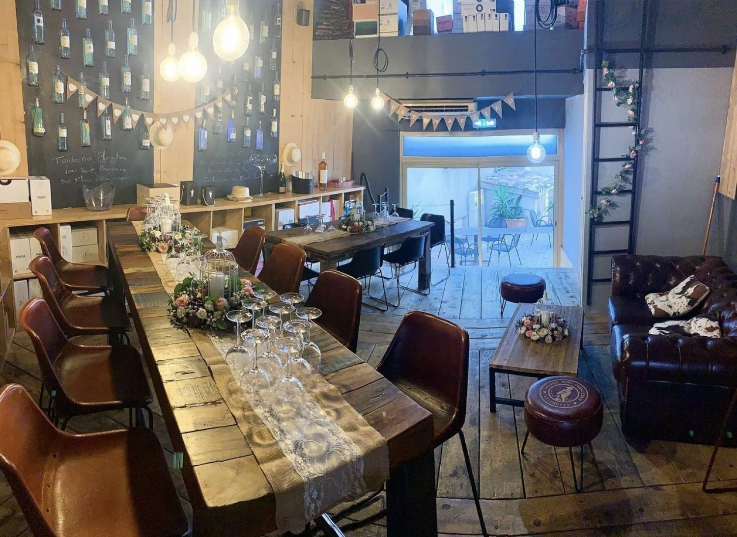Warm and friendly wine bar
