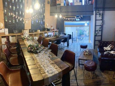 Warm and friendly wine bar