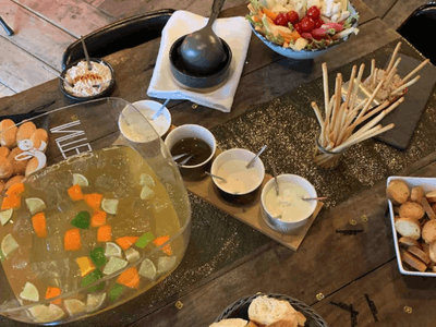 Warm and friendly wine bar