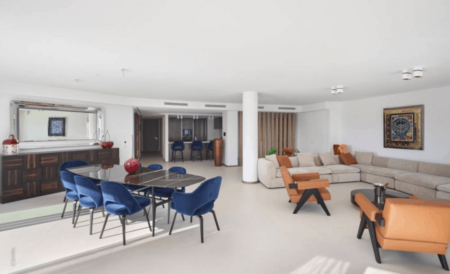 Luxury Apartment Facing Palais Cannes – Terrace, Events up to 80 Guests

