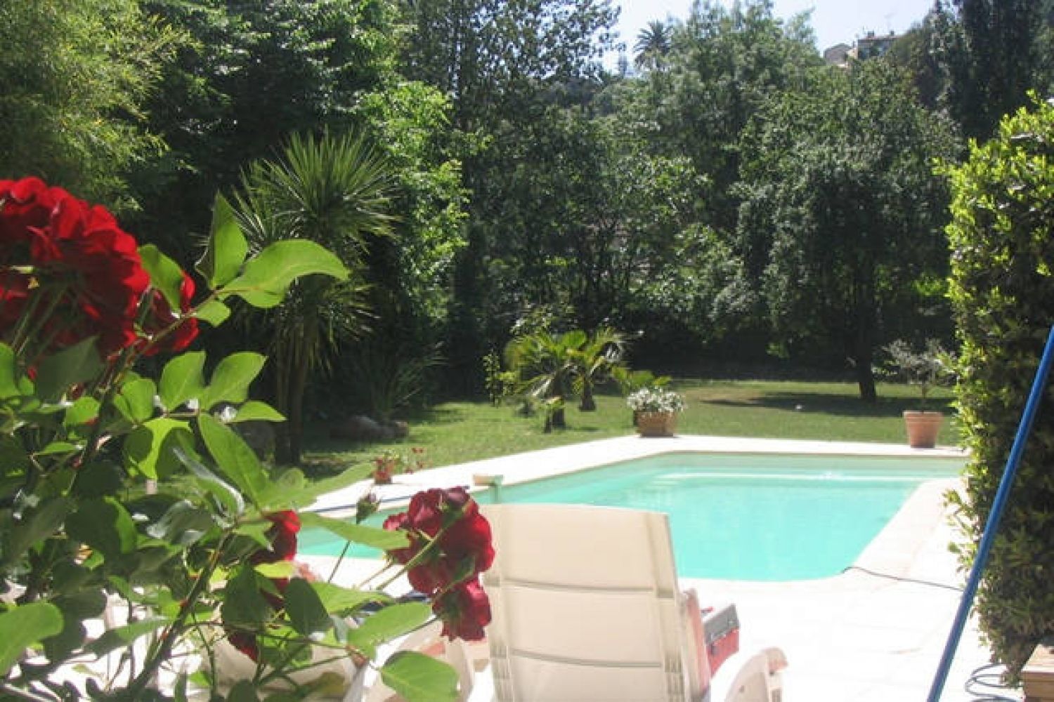 Joli Mas Provençal avec Piscine et Pool house