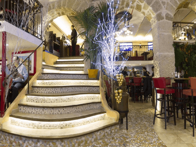 Restaurant aux spécialités Méditérannéenes