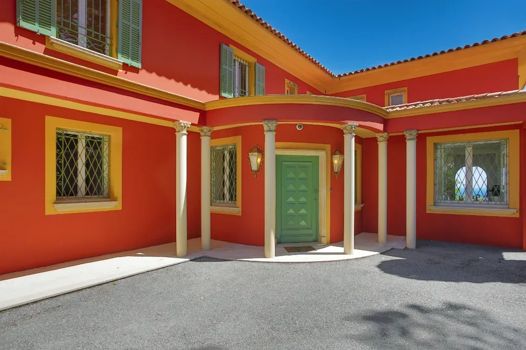 Luxury Palladian Villa with Panoramic Views in Mougins