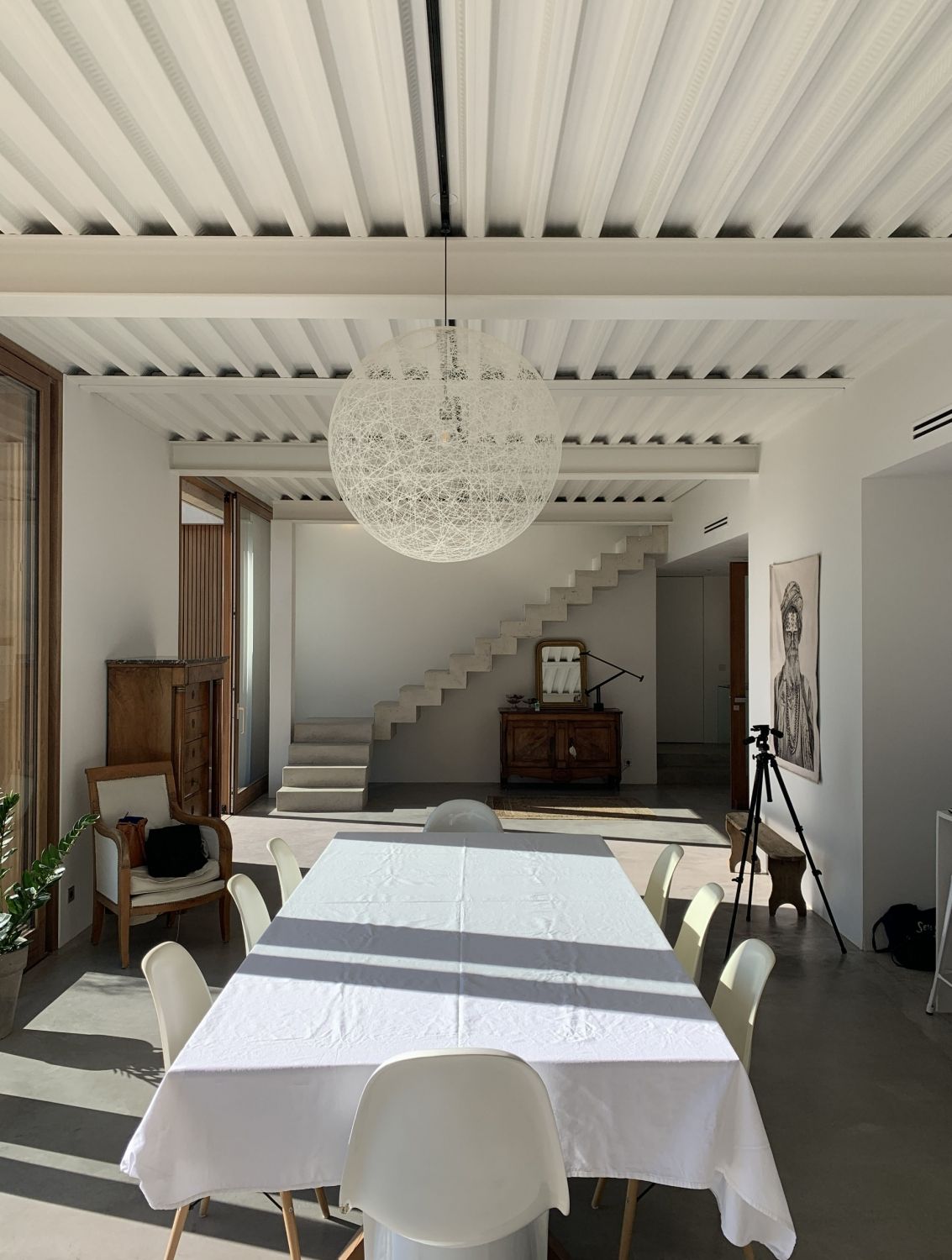 Modern villa overlooking Marseille