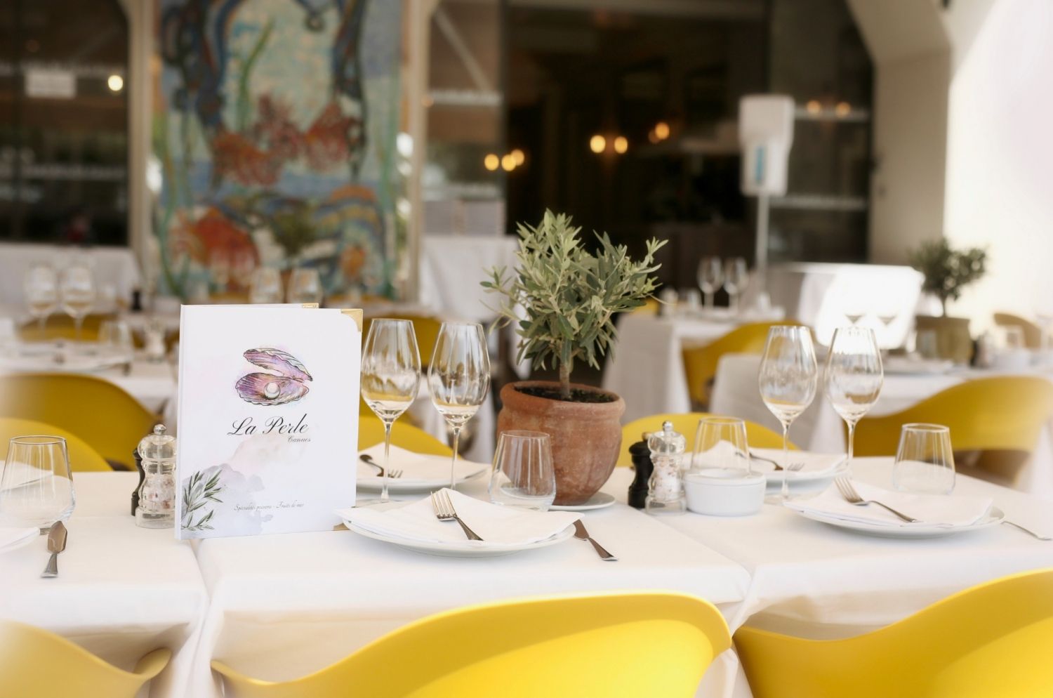 Authentique restaurant méditerranéen à Cannes pour des événements et des dîners élégants