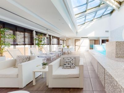 Private Cannes Mansion with Poolhouse – Events up to 80 Guests