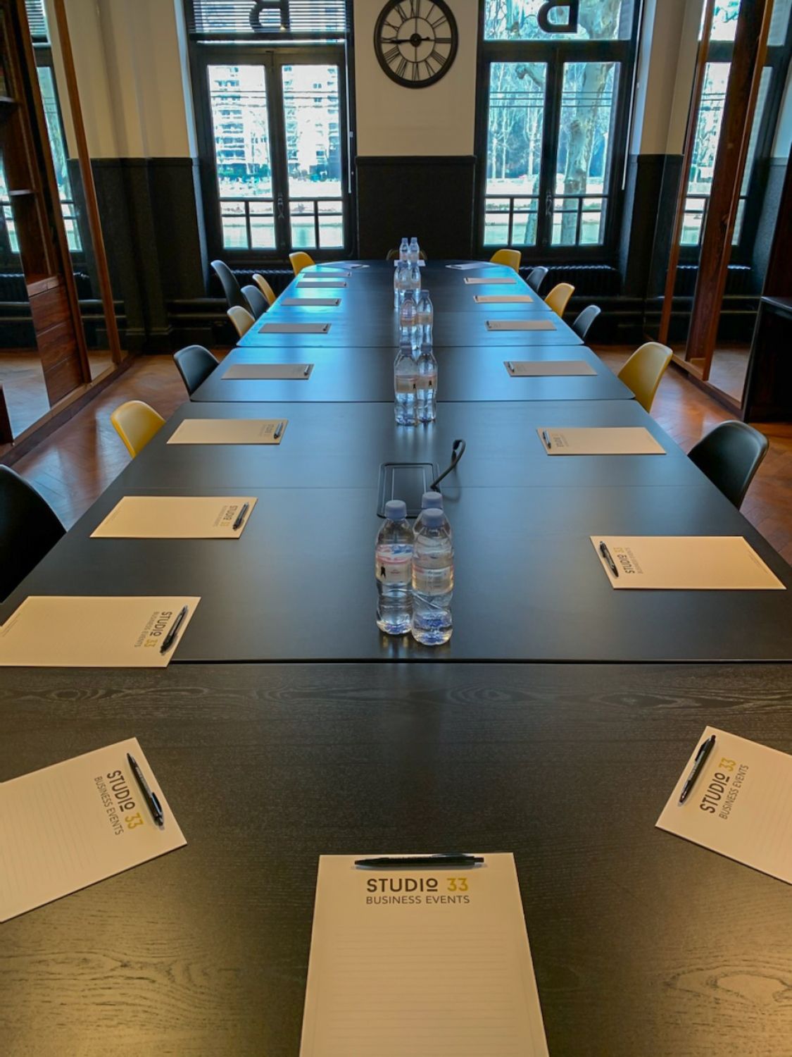 Studio Business Event