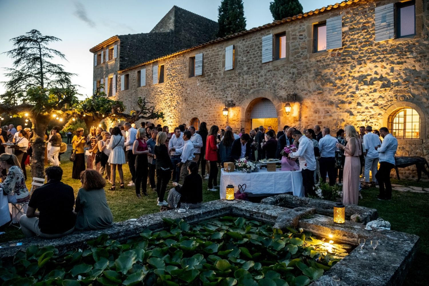 Château en pierre 12ème Siècle