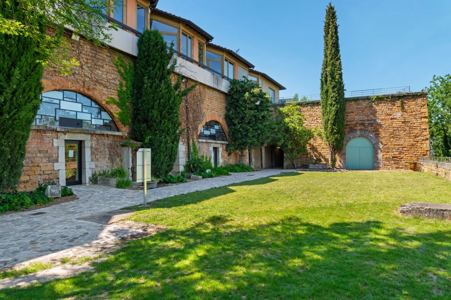 Fort of Vaise