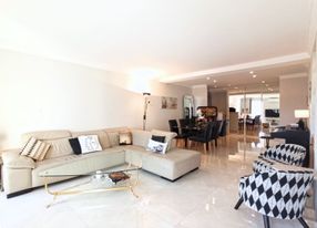 Terrasse Penthouse en face du Palais pour les affaires et les événements privés à Cannes