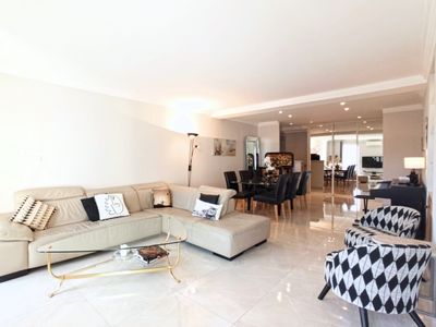 Terrasse Penthouse en face du Palais pour les affaires et les événements privés à Cannes