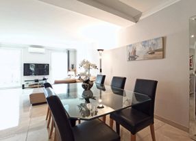 Terrasse Penthouse en face du Palais pour les affaires et les événements privés à Cannes