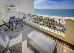 Croisette nice and modern apartment with terrace and sea view 