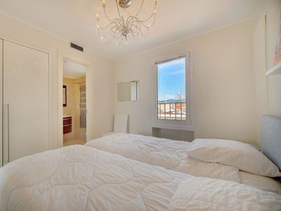 Croisette nice and modern apartment with terrace and sea view 