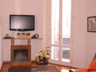 Cannes 2-Bedroom Apartment Near Grand Hotel – 1 Min from Croisette