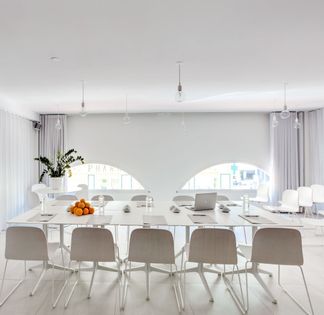 White room