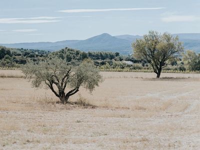 18th century renovated bastide with beautiful mountain view