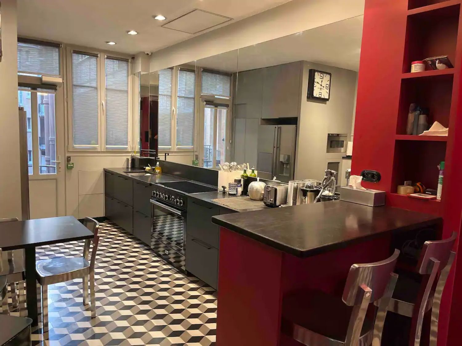 Appartement Haussmannien Élégant pour Événements près des Champs-Élysées