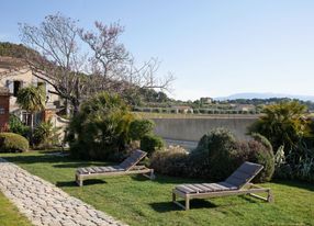 Guest house 400 m2 with garden, view of Mont Ventoux