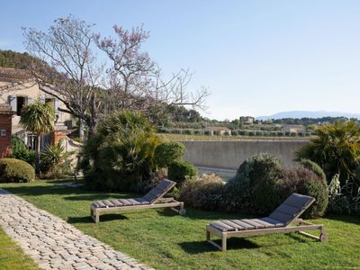 Guest house 400 m2 with garden, view of Mont Ventoux
