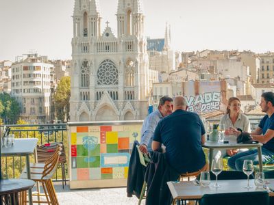 Rooftop Unique Festive